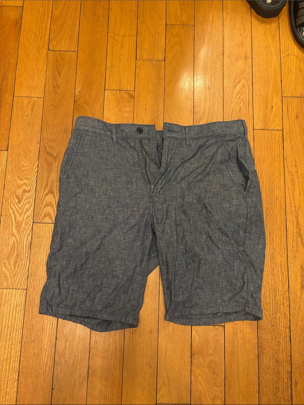 Levi Linen Shorts